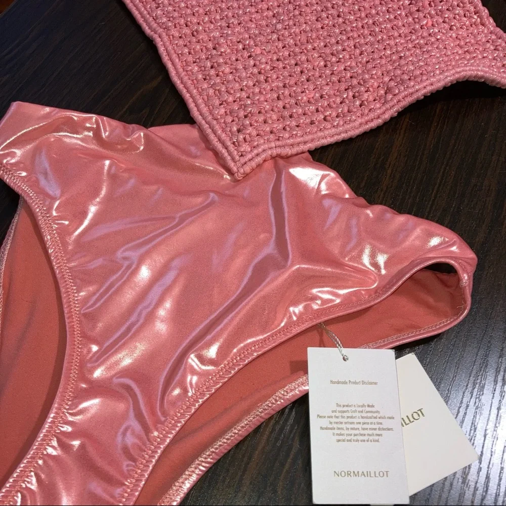 NORMAILLOT AURA SWIMSUIT PITAYA MACRAMÉ KNIT WOVEN TOP PINK LIQUID METAL